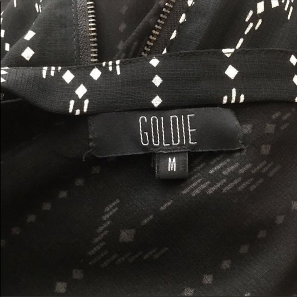 ASOS GOLDIE | Dream Team Shift Dress Aztek | Medium - Picture 10 of 12